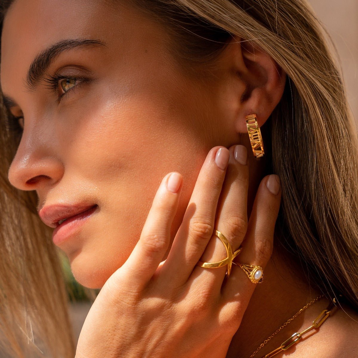 Anel em X Banhado em Ouro 18K