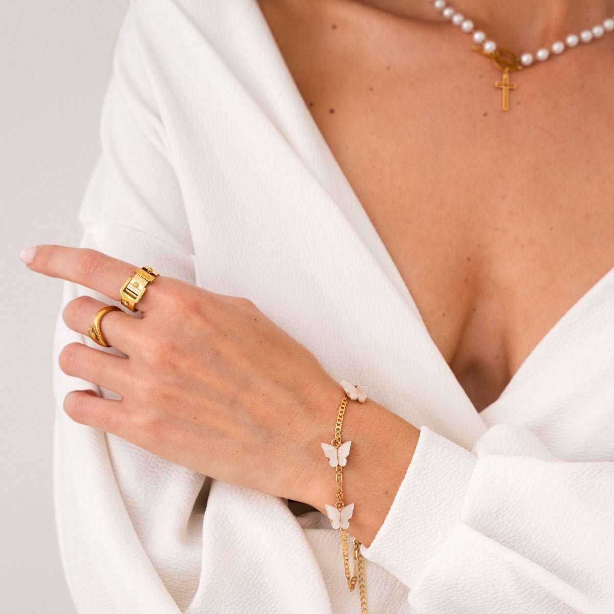 Anel Fivela Banhado em Ouro 18K