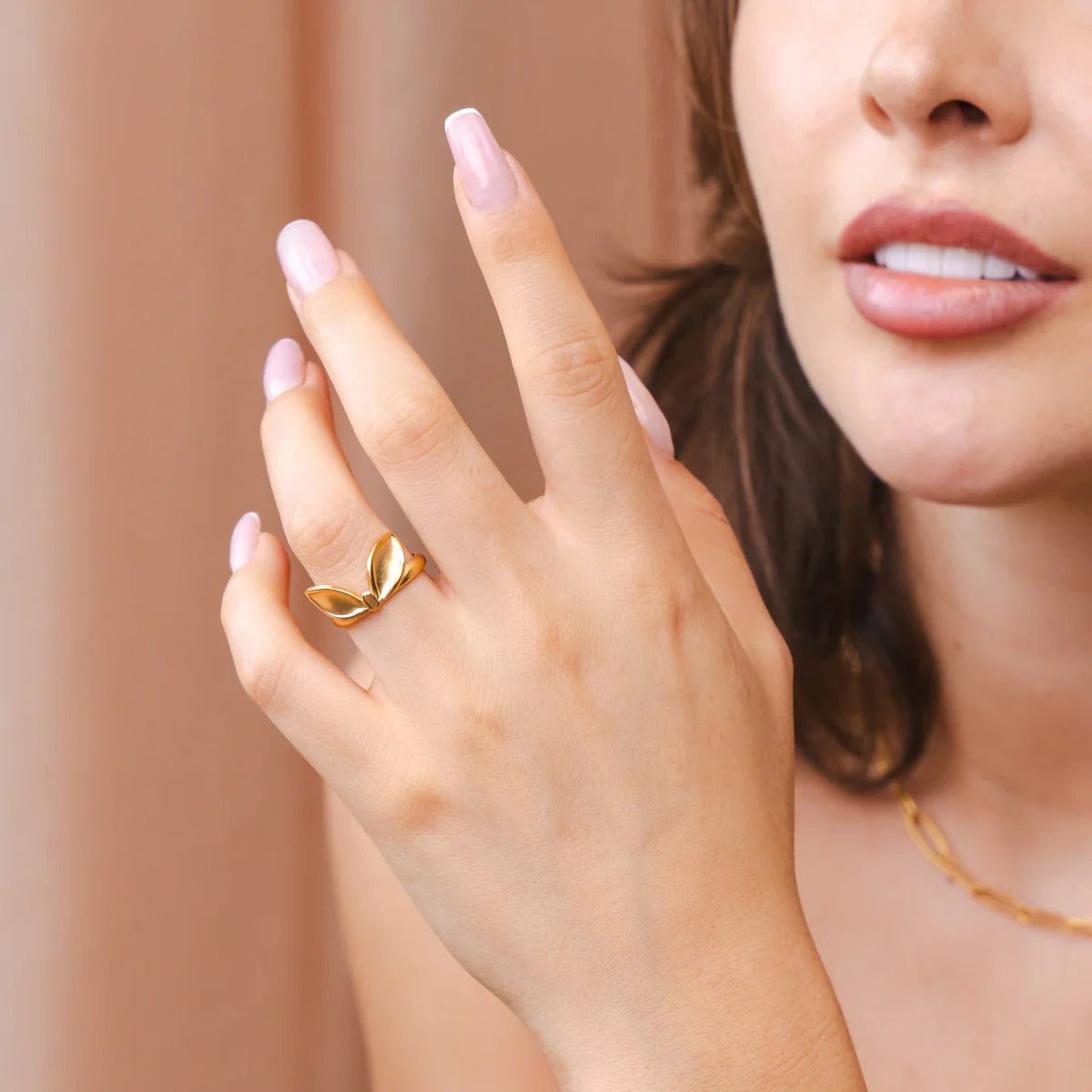 Anel Folhas Ajustável Banhado em Ouro 18K